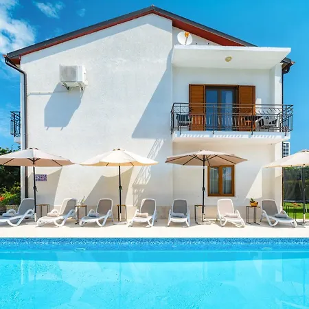 House Demetra * Tinjan