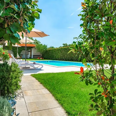 Villa House Demetra *