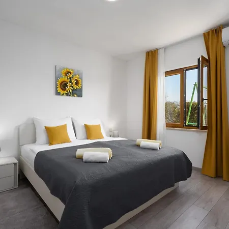 House Demetra By Briskva Villa *