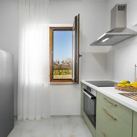 House Demetra Villa Tinjan