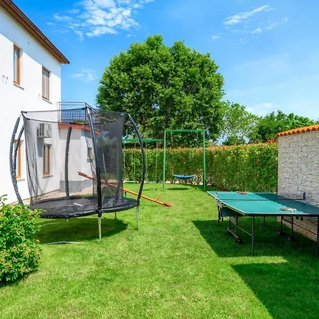 House Demetra By Briskva * Tinjan