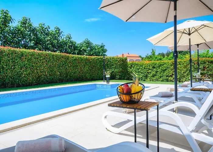 House Demetra By Briskva Vila